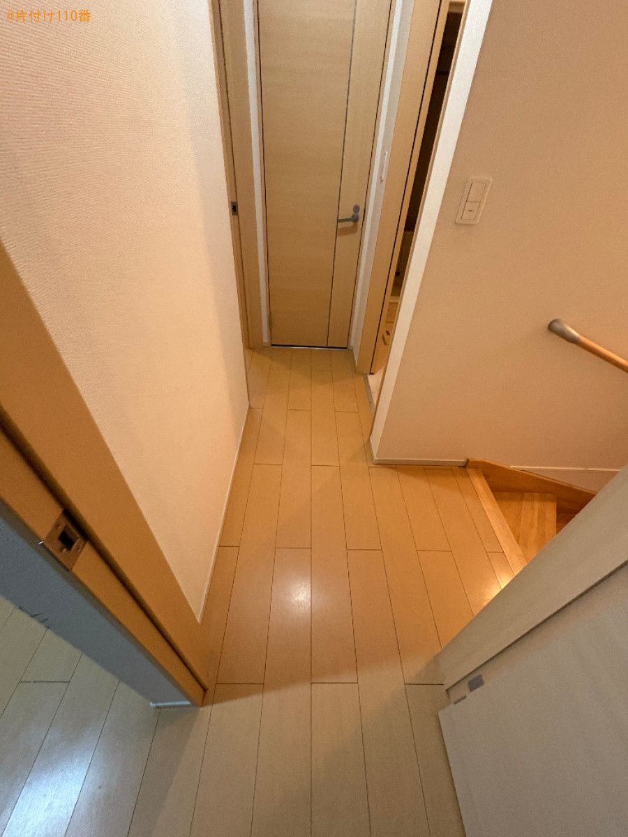 洗濯機、本棚、脚立、マット、すのこ、ちゃぶ台等の回収と荷物の運搬