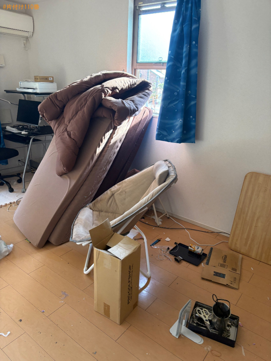 洗濯機、本棚、脚立、マット、すのこ、ちゃぶ台等の回収と荷物の運搬